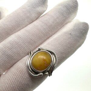 925 Sterling Silver Butterscotch Amber Ring size 6.5- Great Condition